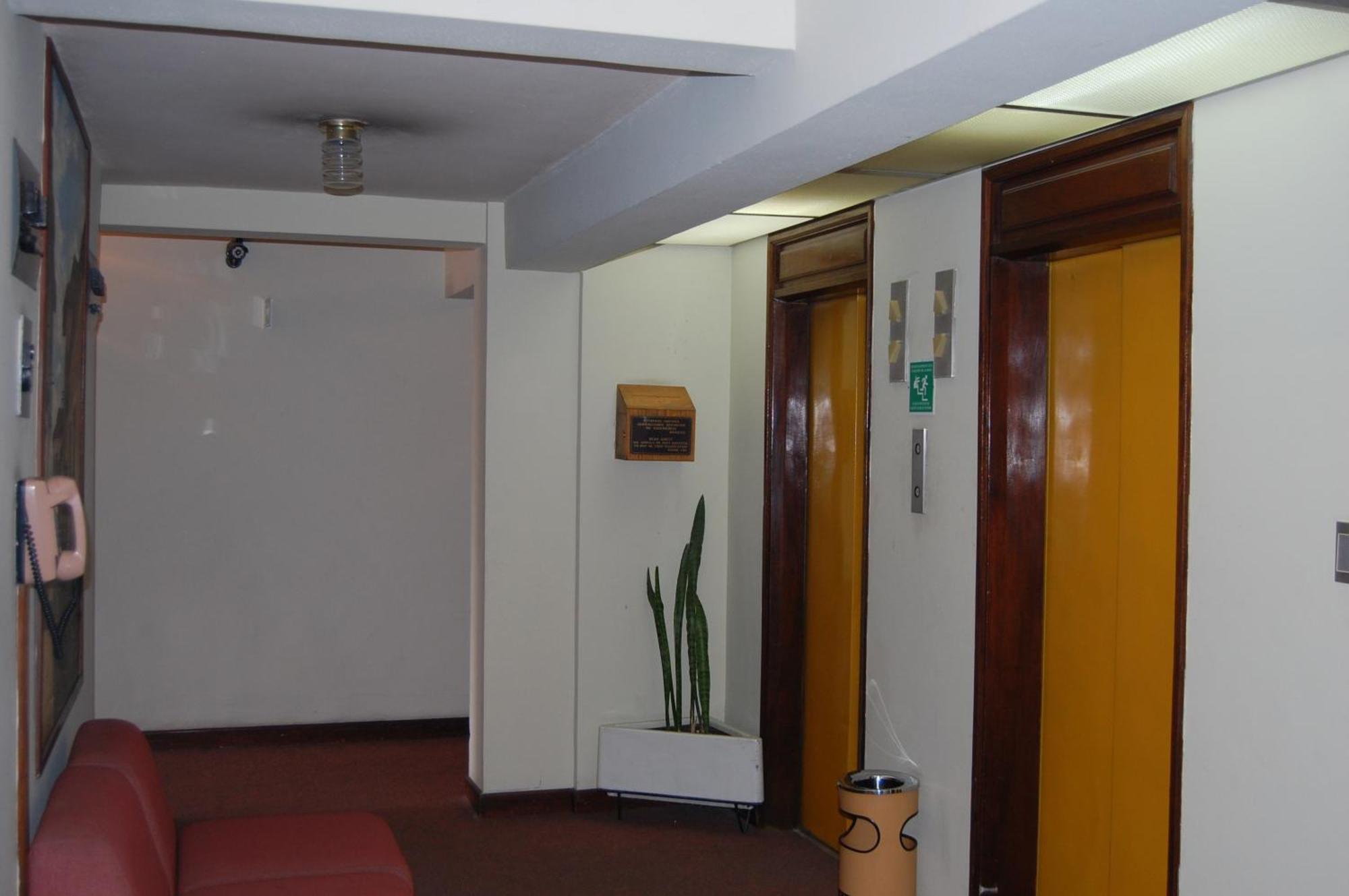 Cesar'S Plaza Hotel Cochabamba Exterior foto